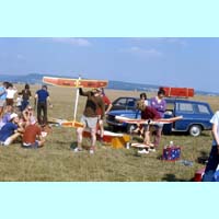 click to view a full-size picture without a caption